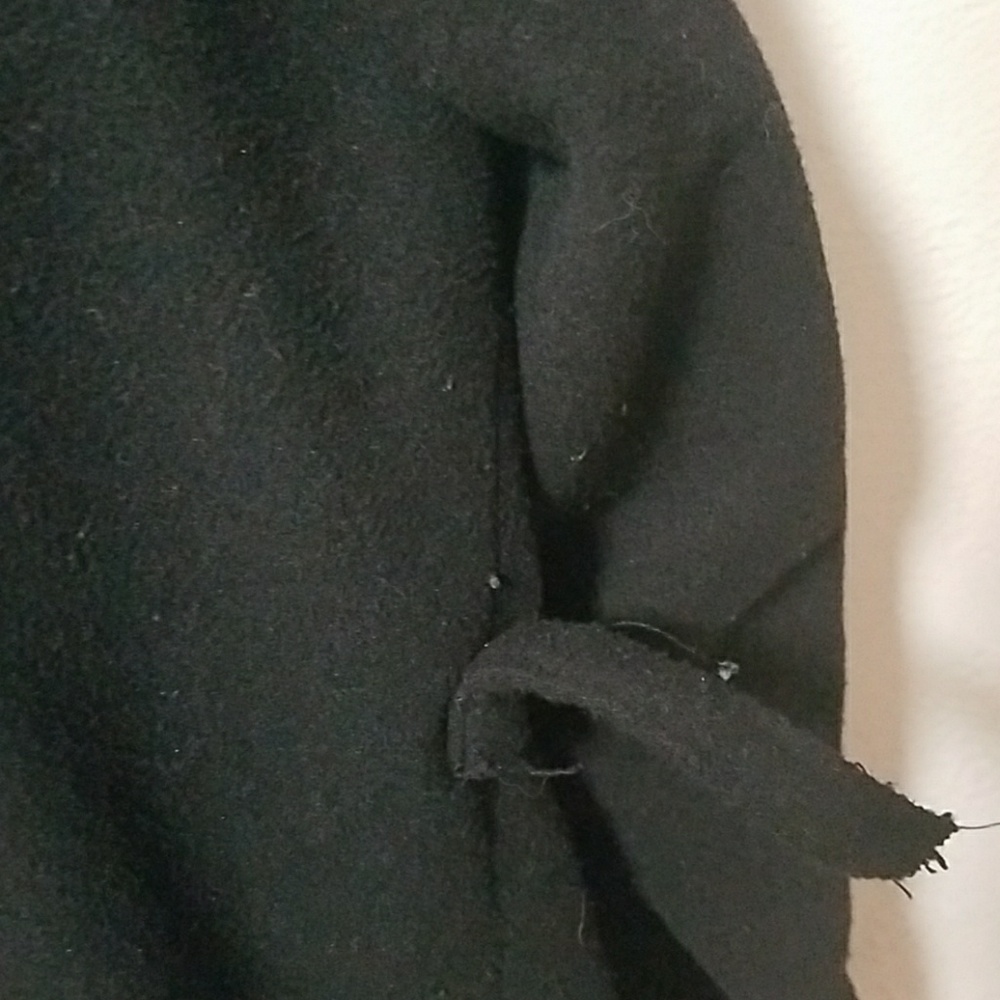Black jacket - Picture 4 of 4